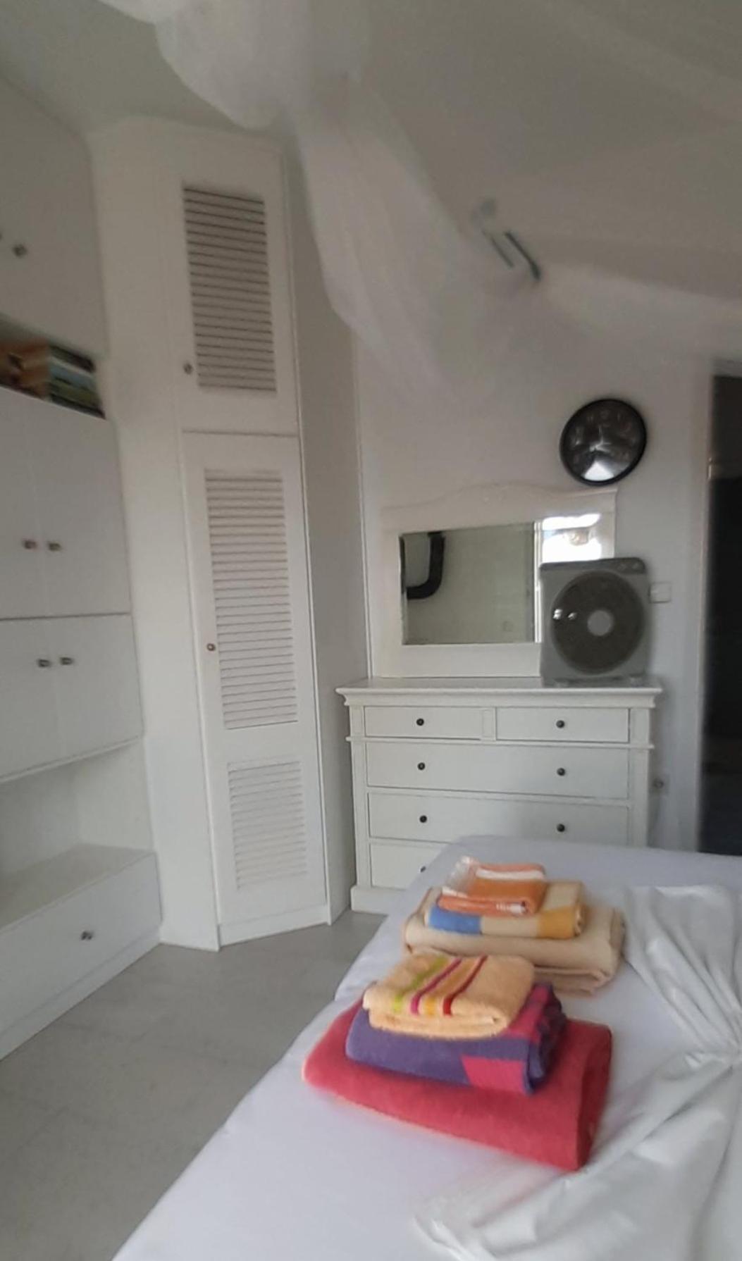 Апартаменти Haus Asterakia Aliko Beach Екстер'єр фото